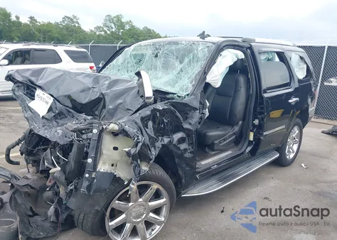 2013 GMC Yukon Denali из США, поврежденный, VIN 1GKS2EEF4DR167738